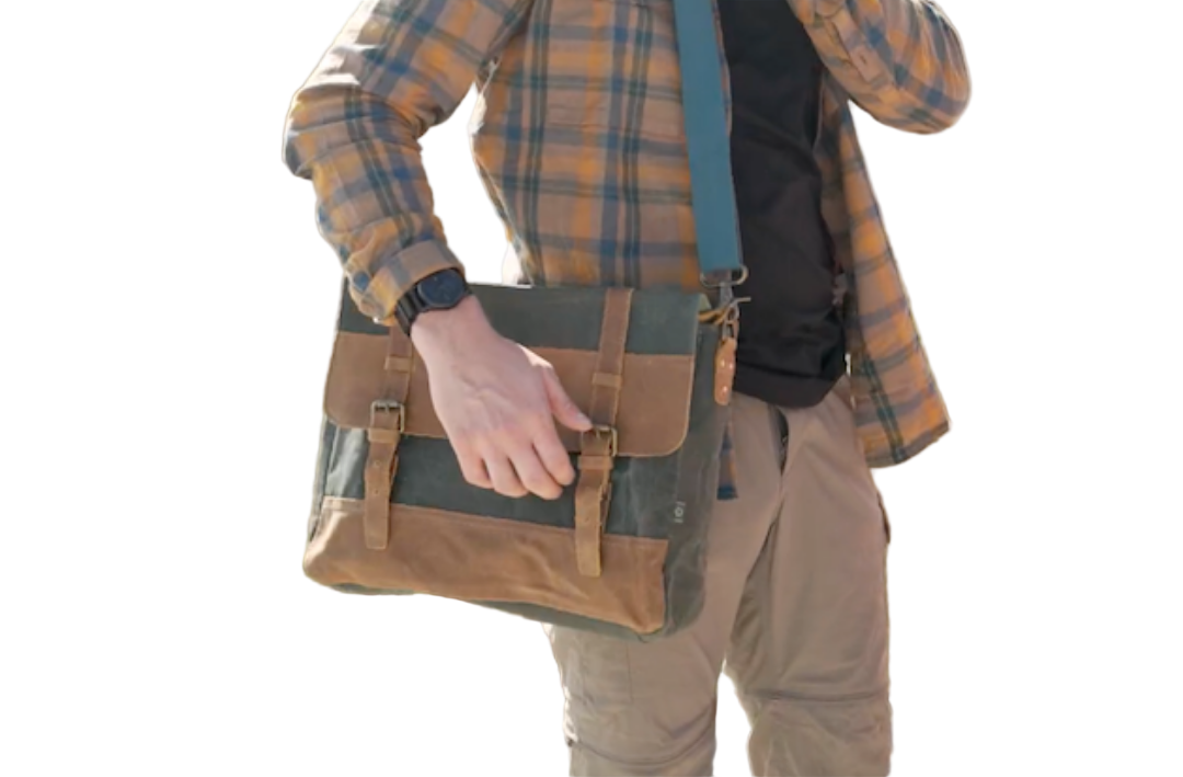 Kevin Panelled Canvas Messenger