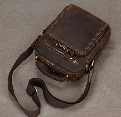 River | Leather Shoulder Bag