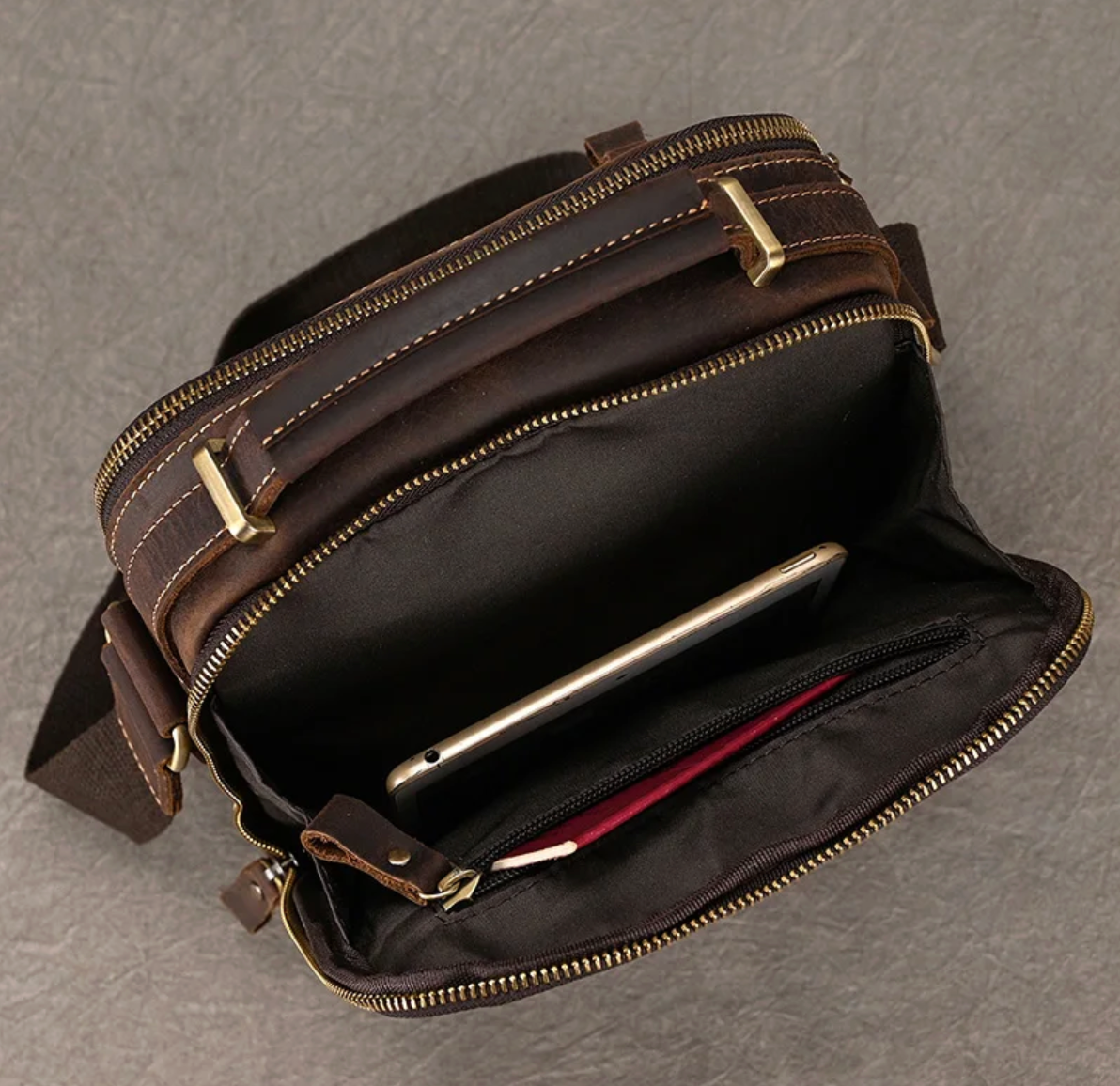 River | Leather Shoulder Bag