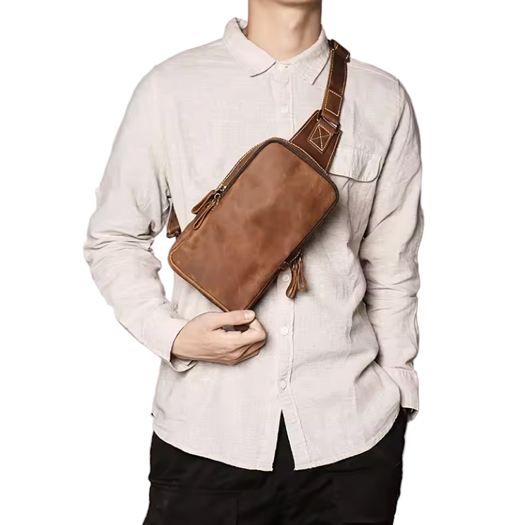 Finnegan Compact Leather Slingbag